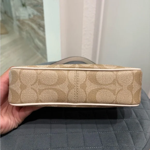 Coach Nolita 19 in Signature Canvas - Picture 6 of 12